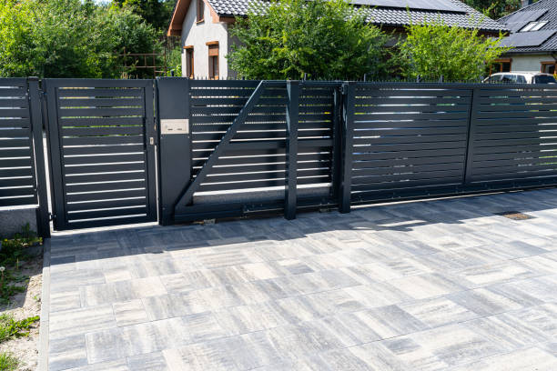 Best Decorative Driveway Pavers  in Bensenvle, IL